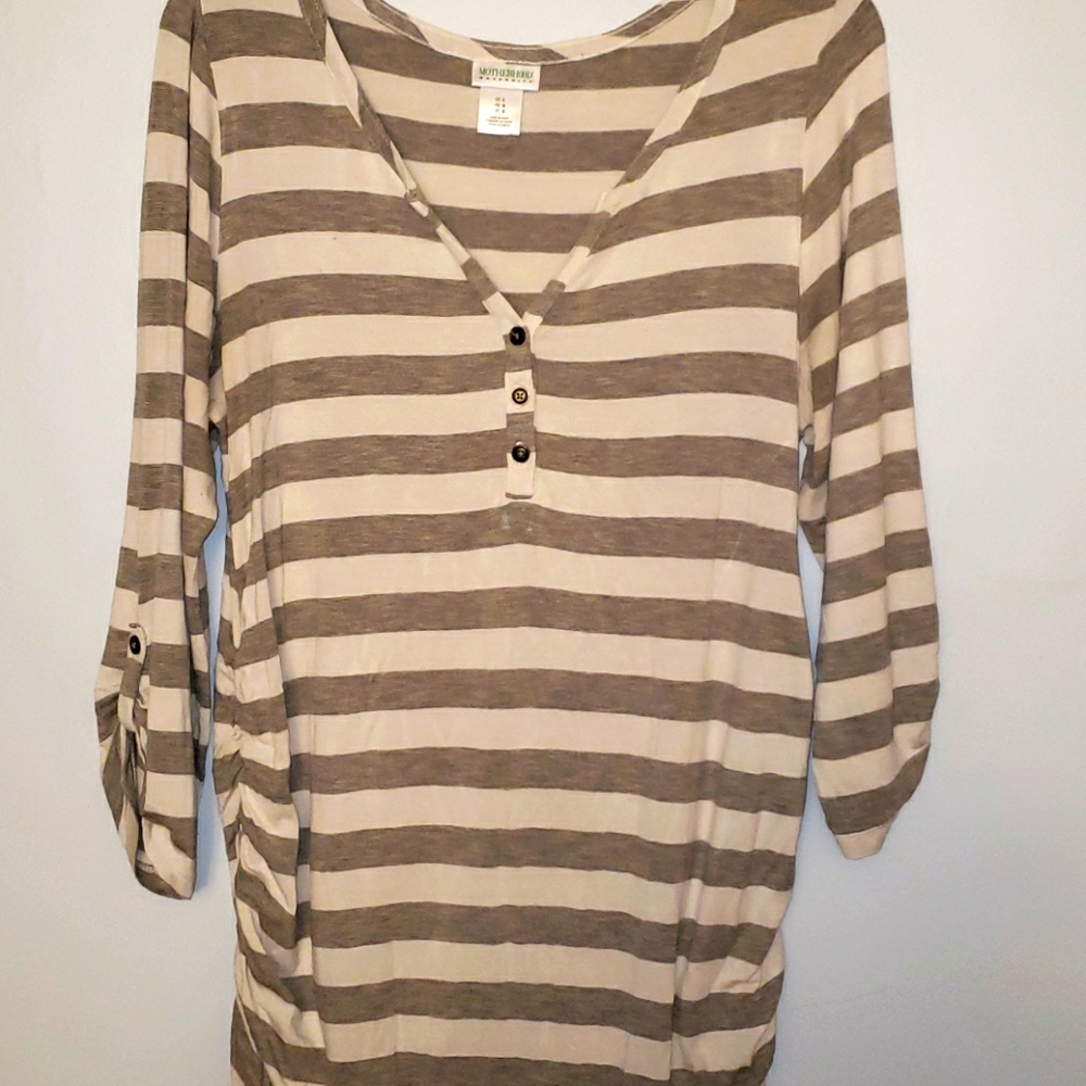 Motherhood drapery  top L